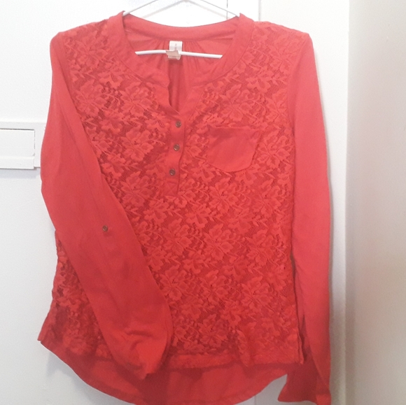 Pink female top - Picture 2 of 6